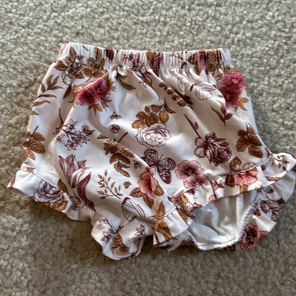 Bundle of 4 pink shorts 9-12m EUC - Picture 8 of 8